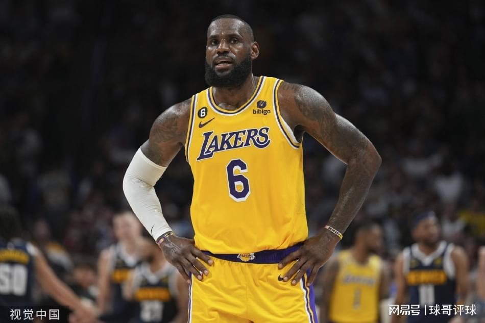 詹姆斯新广告引美国网友热议，中国网友不甘落后，也来凑热闹